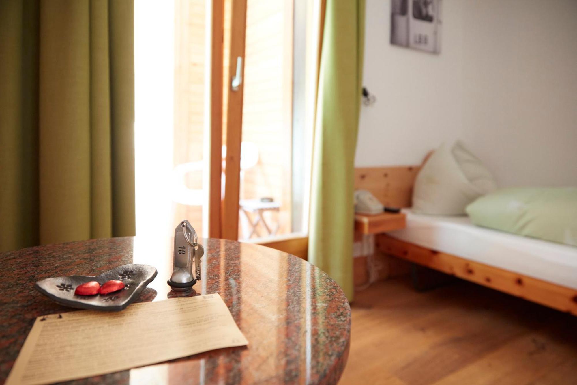 Waldhaus Hotel 3*