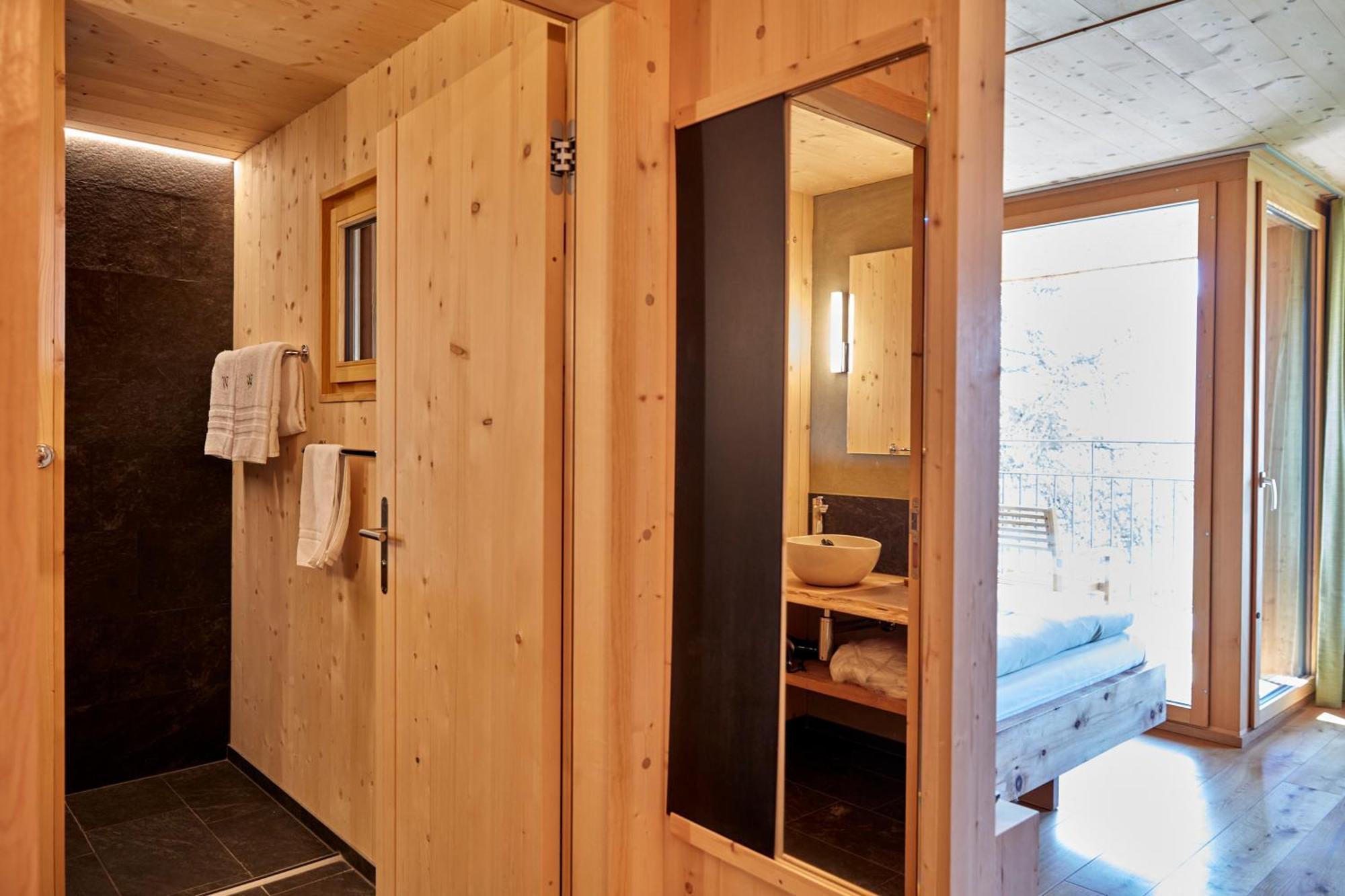 Hotel Waldhaus 3*