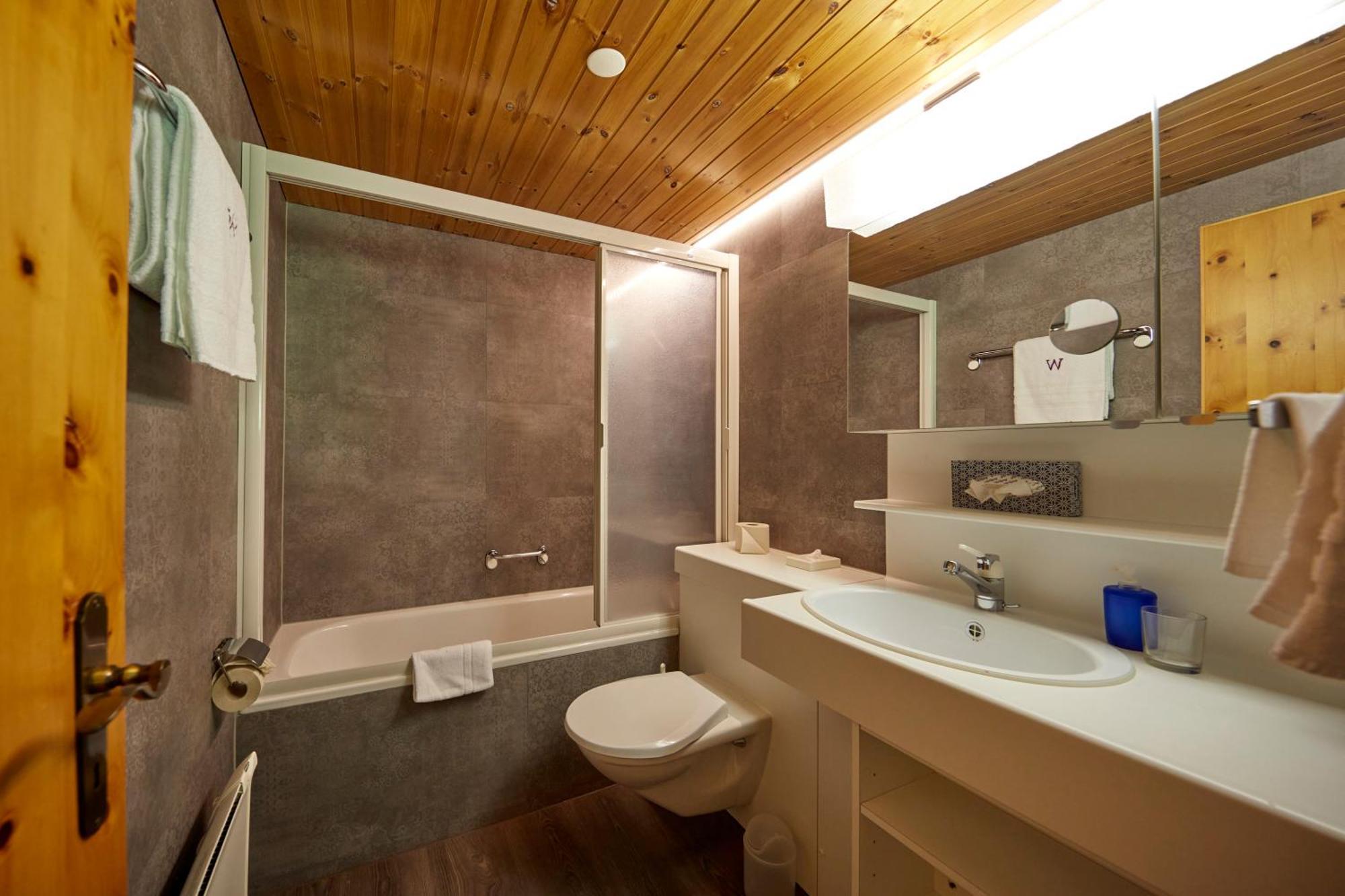Waldhaus Hotel 3*