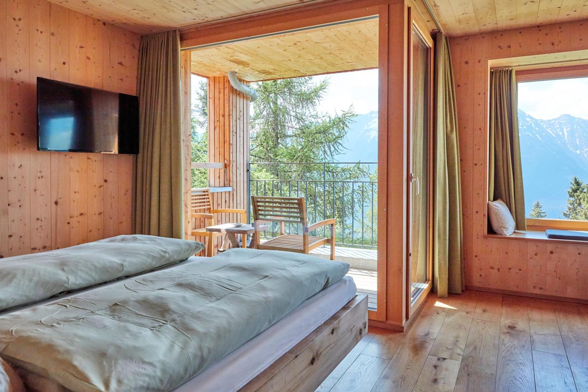 Hotel Waldhaus 3*