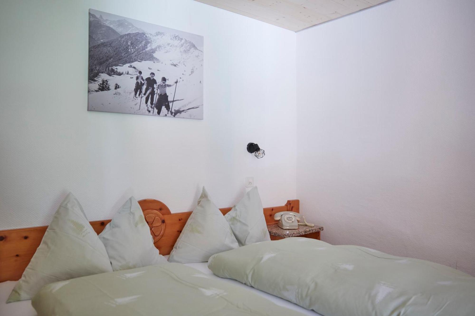 Waldhaus Hotel 3*