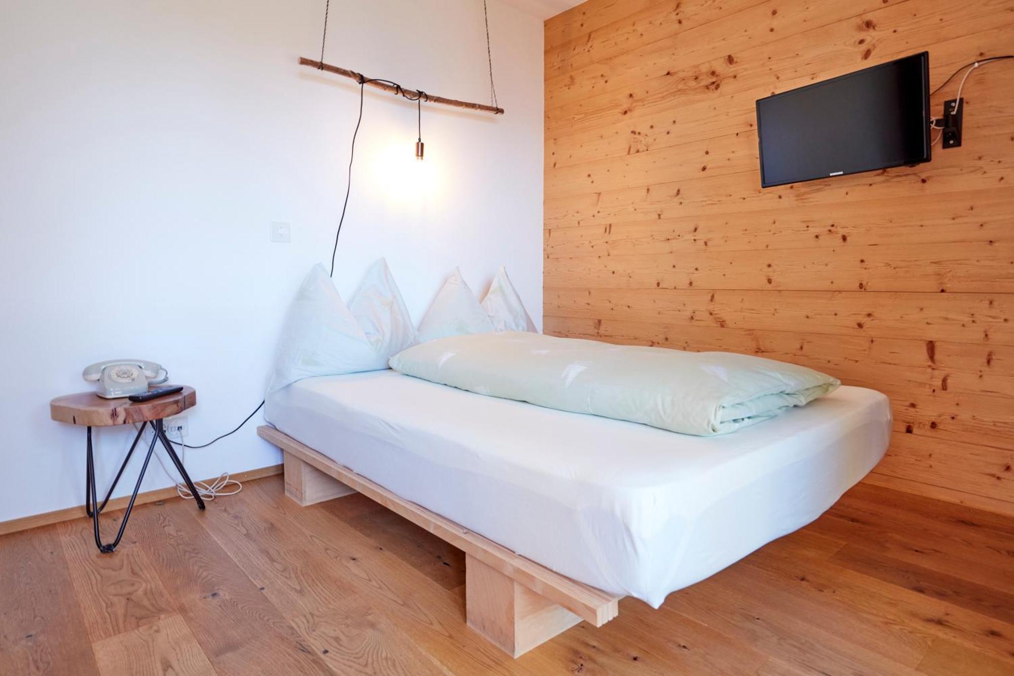 Hotel Waldhaus 3*